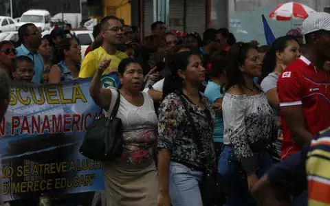 Mañana hay clases, docentes levantan el paro