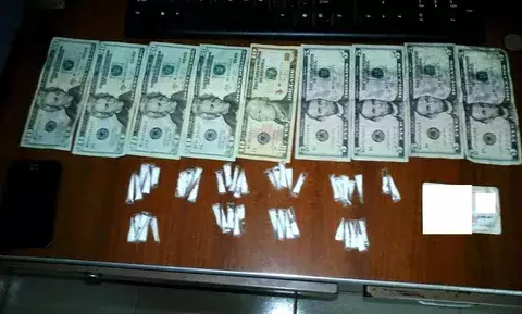 Atrapan a sujeto con droga y dinero en efectivo en Vista Alegre, Arraiján