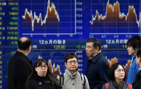China cree que necesitará "arduos esfuerzos" para crecer al menos un 6,5 %