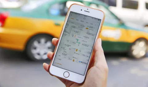 Uber se rinde ante una empresa china y vende su trozo de mercado 