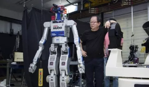 Hubo, el robot que salvará vidas humanas, según sus creadores