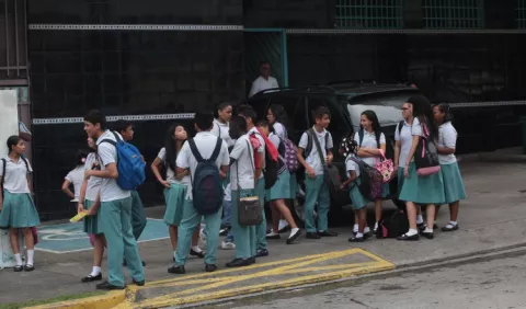 Pequeños colegios del país podrían desaparecer por aumento
