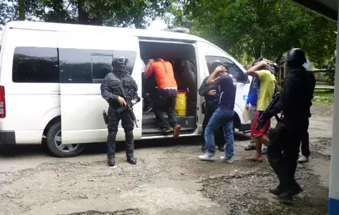 Formulan cargos por pandillerismo contra 500 personas 