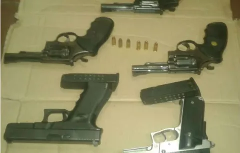 Decomisan cinco armas de fuego en Bugaba 