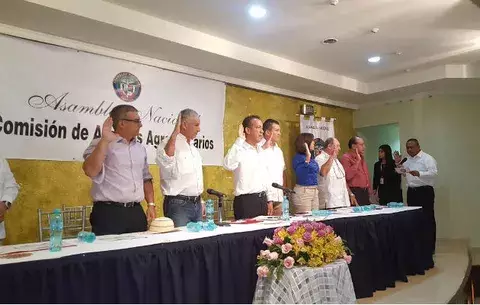 Se instala Comisión de Asuntos Agropecuarios en la ciudad de Santiago 