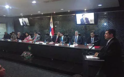 Se pierden expedientes sobre investigación de magistrados en Credenciales 