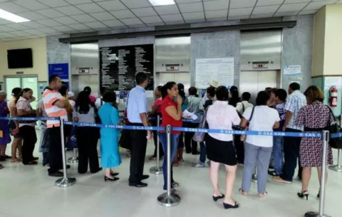 Crisis worsens as government overlooks healthcare sector