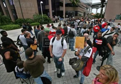 Empresarios alertan por el estancamiento del desempleo en Costa Rica