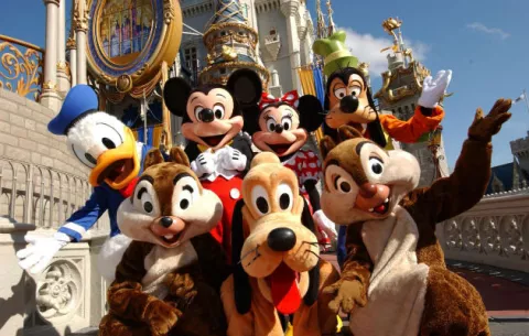 Disney gana $7,620 millones en nueve primeros meses, un 13% más