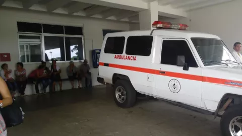 Presenta estado delicado tras recibir impacto de bala en la nuca en Las Lomas