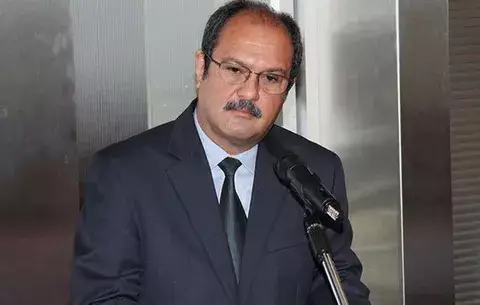 Estivenson Girón será sentado en el banquillo de los "diputados"