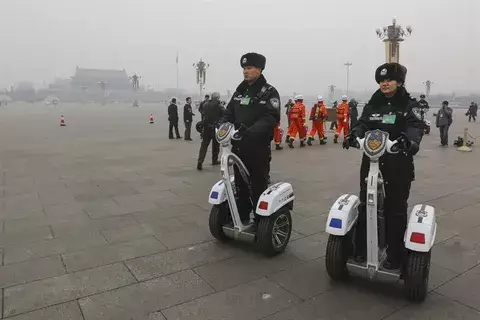 Pekín prohíbe monopatines eléctricos y segways