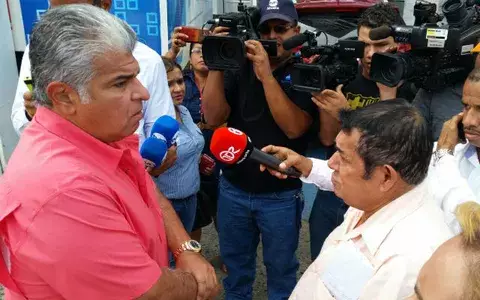 Mulino aconseja a policías que “no dejen que los usen políticamente”