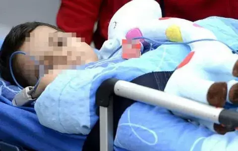 Niña maltratada cree que su nombre es 'Idiota'