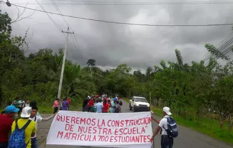 Tres escuelas de la comarca Ngäbe Buglé en paro
