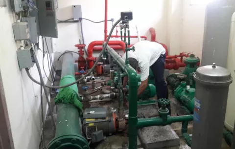 Se presume que por apagones, falta de agua en hospital de Penonomé