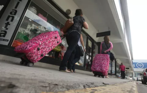 Empresarios panameños y colombianos piden solucionar "irritantes comerciales"