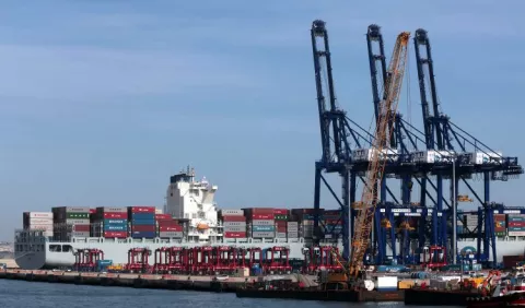 Transportistas afectados por la quiebra de naviera Hanjin