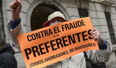 El poder del sector financiero permitió estafar a ciudadanos