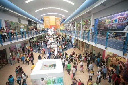 Empresarios solicitan baja en el precio de alquileres