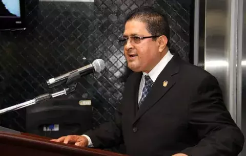 Presentan propuesta de ley para regular costos de matrícula en colegios privados