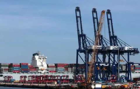 Los buques de Hanjin, bloqueados sin acceso a puertos por falta de liquidez