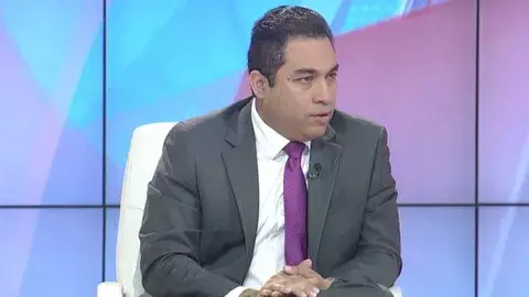  Pagar por el permiso de armas de fuego constituye una estafa 