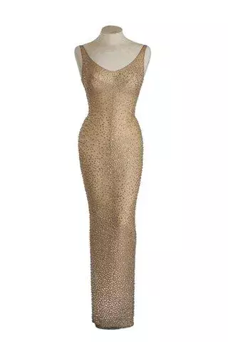 Subastarán vestido con el que Marilyn cantó 'Happy Birthday'