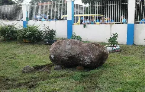 Estudian 'petroglifo de El Copé' en colegio de San Carlos