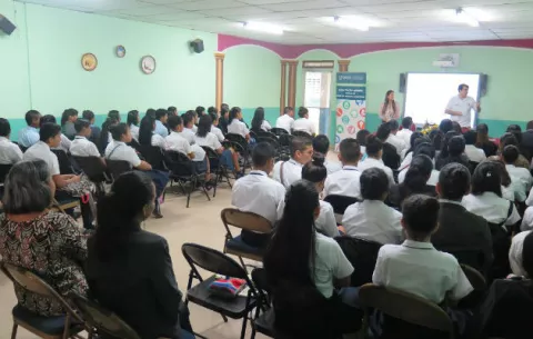 Programa para reducir deficiencias académicas en escuelas de Coclé