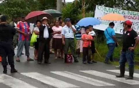 Por tercera ocasión, cierran un paño de la vía en Chiriquí Grande
