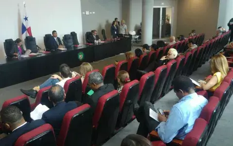 Polémica ley 61, acusada de inconstitucional y de promover delitos 