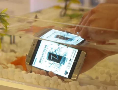 Samsung paga en bolsa los incendios del Note 7 
