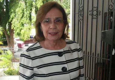 Un país a la deriva, califica Teresita de Arias gestión del Gobierno
