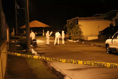 Ultiman a hombre de varios disparos en Colón
