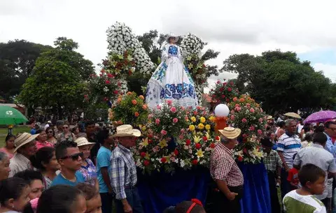 En La Mesa celebraron con su copatrona la Virgen de La Misericordia
