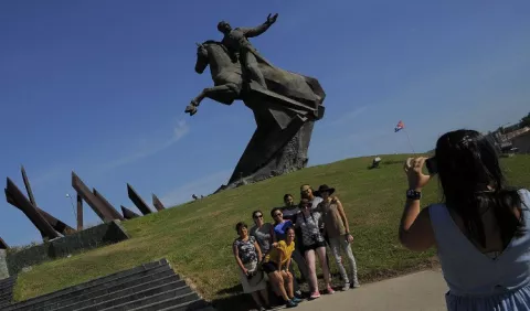 Cuba alcanza los tres millones de turistas 
