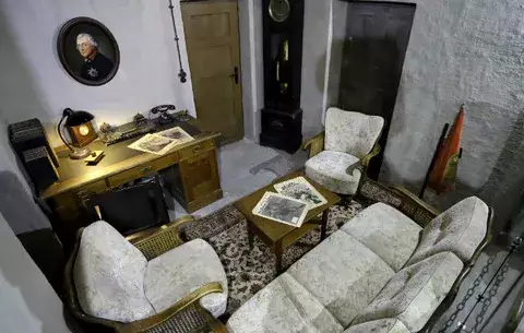 Museo en Berlín exhibe réplica del búnker de Hitler 