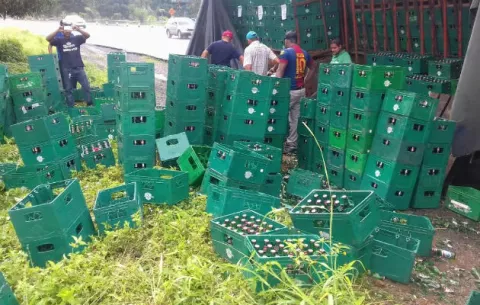 Decenas de cervezas se salieron del vagón en San Antonio