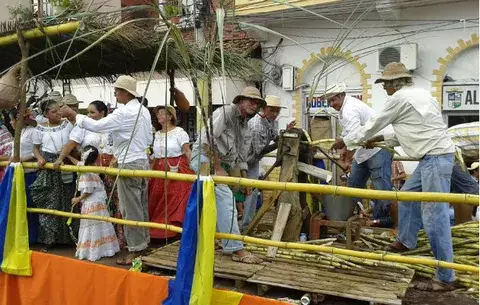 Chitreanos celebran 168 años de vida distrital