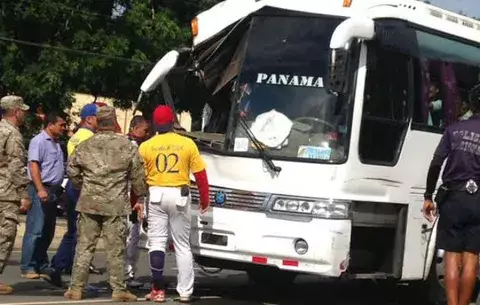Colisión múltible en Chitré deja 16 heridos 
