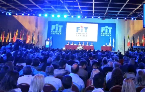 Feria de Turismo de Argentina mide clima del sector tras cambio de Gobierno