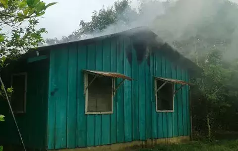 Se incendia casa de humilde familia indígena en Changuinola 