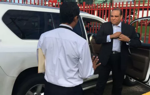  Conducen a director de noticias de NEXtv al edificio Avesa