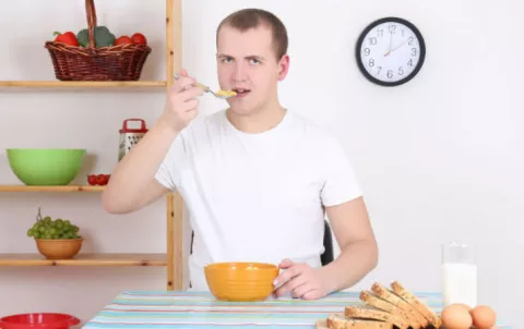 ¿Es importante es el horario de las comidas para cuidar la salud?