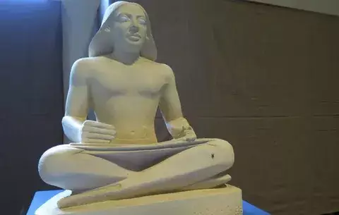 Invidentes podrán "ver con las manos" piezas en el Museo Egipcio