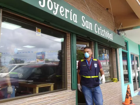 Liberan a implicados en intento de hurto en joyería de Chitré 