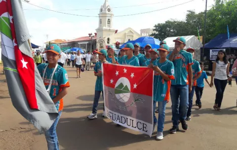 Desfile cívico en Aguadulce, en homenaje a fundación del distrito 