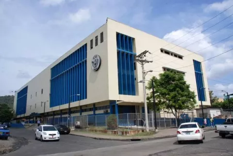 Sociedad panameña tendrá que sentarse a buscar una solución al déficit de la CSS