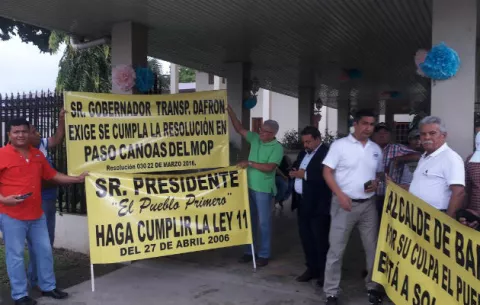 Transportistas David– Frontera protestan en la Gobernación de Chiriquí